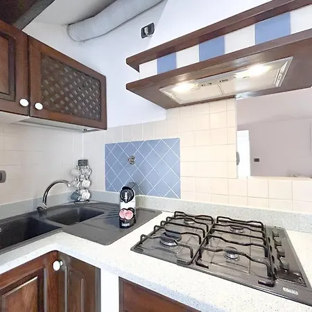 Elegante Mansarda 300mt Dal Mare - Centro - Wifi * Савона