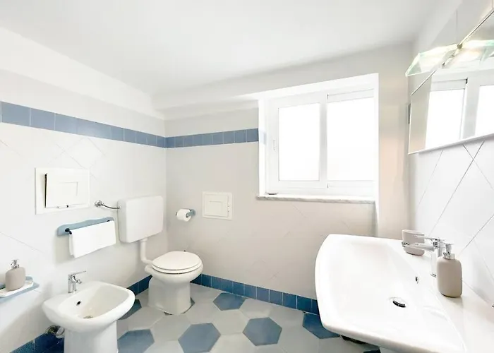 Elegante Mansarda 300mt Dal Mare - Centro - Wifi Apartman Savona